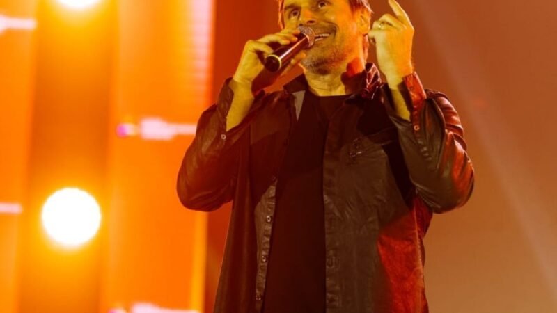 Murilo Rosa inspira público na Feira do Empreendedor com palestra sobre entusiasmo