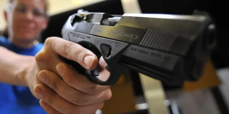 Monitores de ressocialização prisional podem ganhar porte de arma de fogo, decide de Comissão de Segurança Pública da Câmara dos Deputados