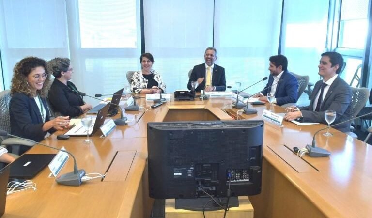 Desenvolvimento econômico: Governador Elmano trata de investimentos para o Ceará no Rio de Janeiro