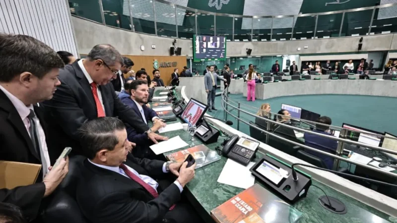 Deputados estaduais aprovam contas do Governo do Ceará referente a 2024