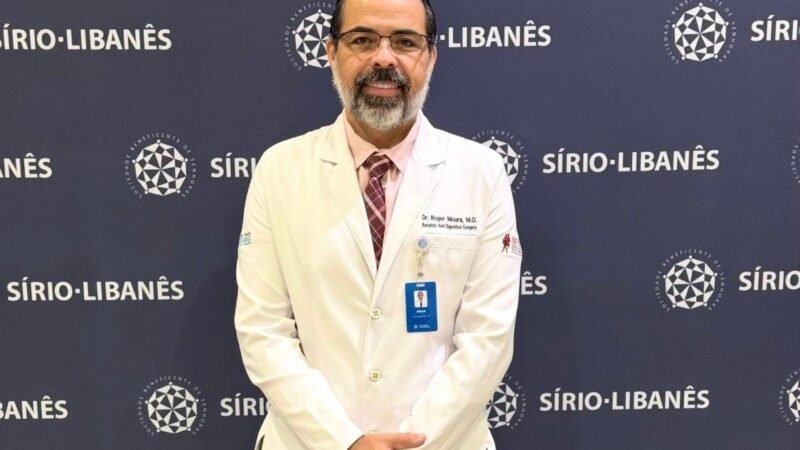 Médico que realiza cirurgias avançadas em Tiangua participa de habilitação em cirurgia robótica no Hospital Sírio-Libanês