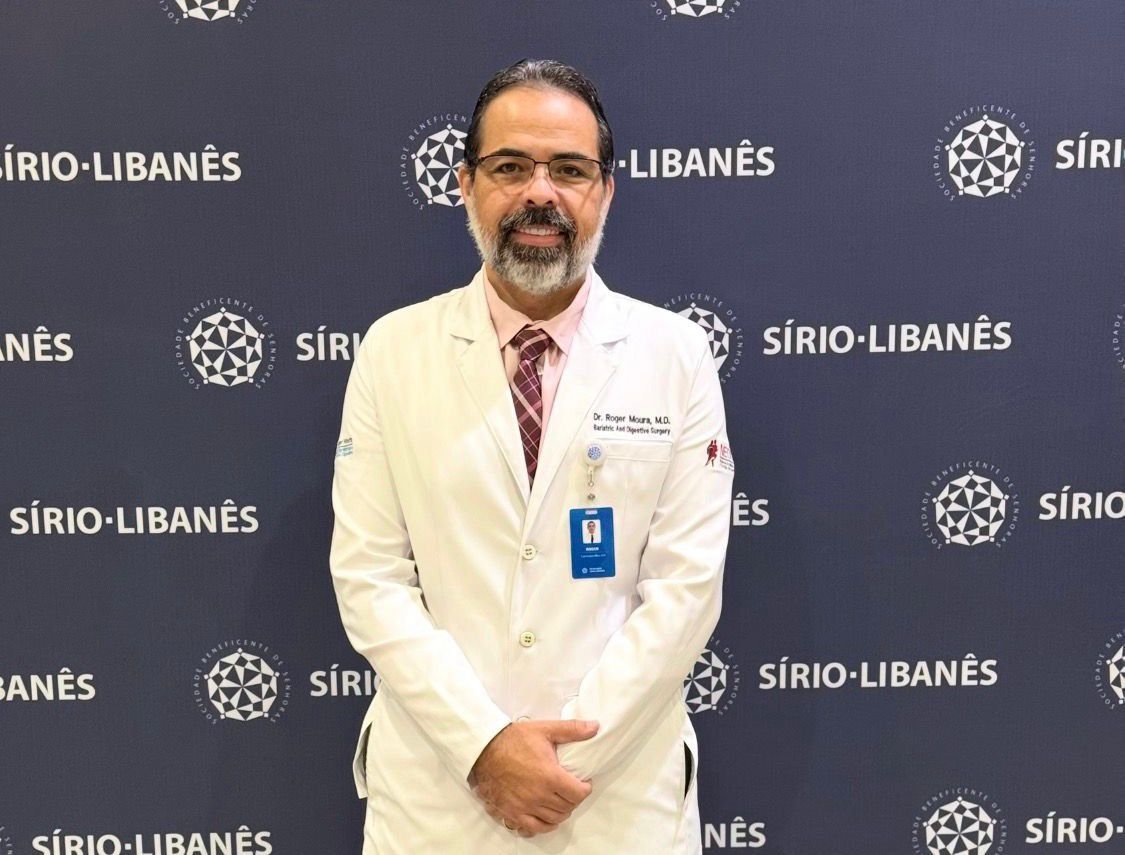 Médico que realiza cirurgias avançadas em Tiangua participa de habilitação em cirurgia robótica no Hospital Sírio-Libanês