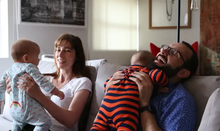 Lula amplia licença-paternidade para até 20 dias, sem vetos